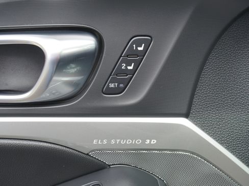 Used 2023 Acura Integra A-Spec image 17