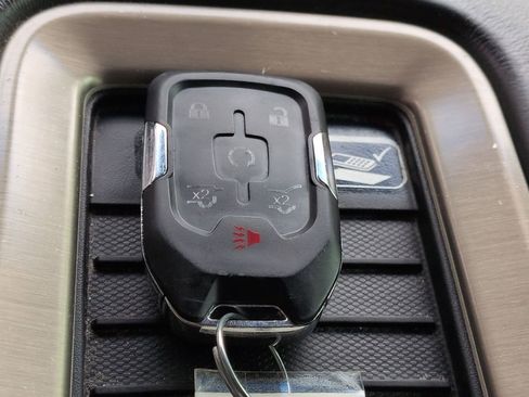 Used 2020 GMC Yukon XL Denali RWD image 28