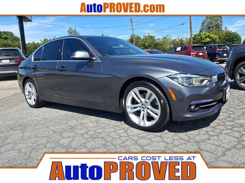 Used 2018 BMW 330i xDrive Sedan AWD/4WD image 1