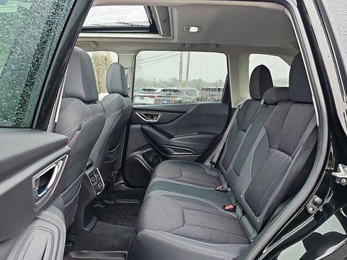 Used 2023 Subaru Forester Premium image 10