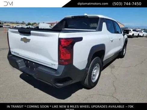 Used 2024 Chevrolet Silverado EV W/T image 4
