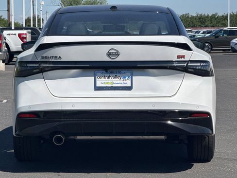 New 2026 Nissan Sentra SR FWD image 5