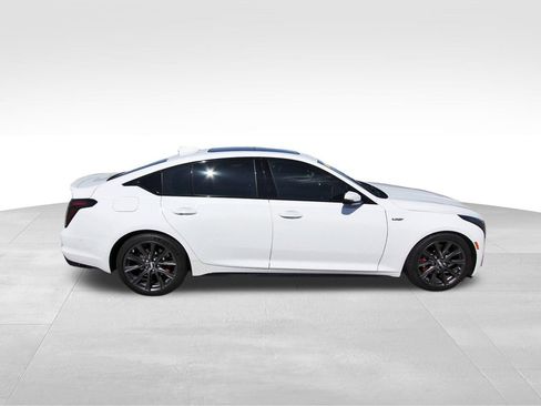 Used 2026 Cadillac CT5 V image 5