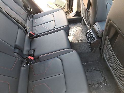 Certified 2025 Audi Q3 2.0T Premium Plus w/ Premium Plus Package image 11