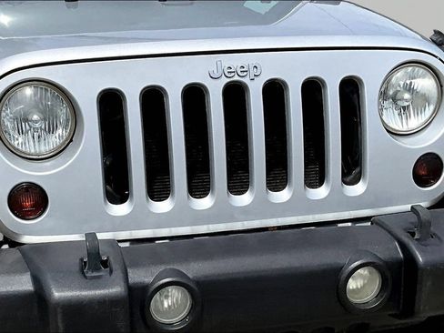 Used 2008 Jeep Wrangler X AWD/4WD image 24