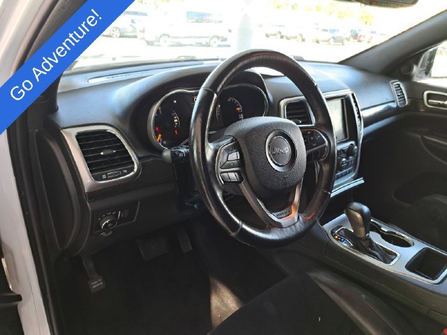 Used 2018 Jeep Grand Cherokee Altitude AWD/4WD image 7