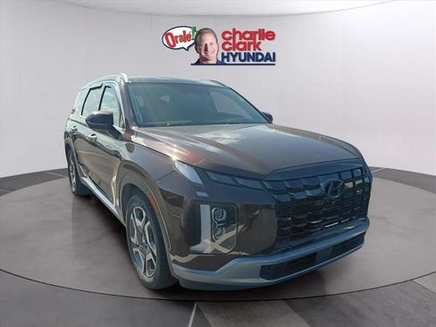 Used 2024 Hyundai Palisade Limited FWD image 5