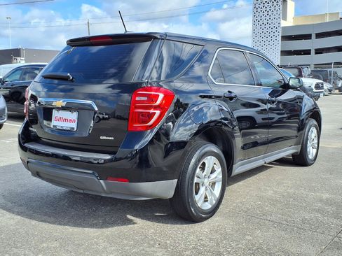 Used 2017 Chevrolet Equinox LS FWD image 23