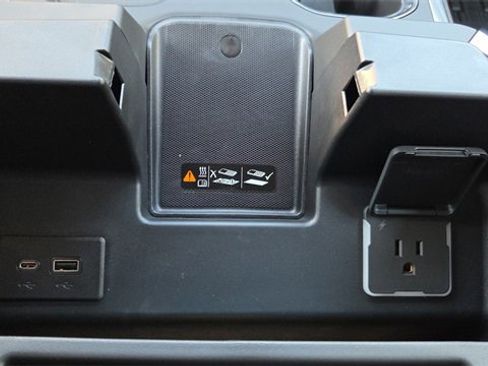 New 2026 GMC Sierra 1500 SLT w/ SLT Premium Plus Package image 42