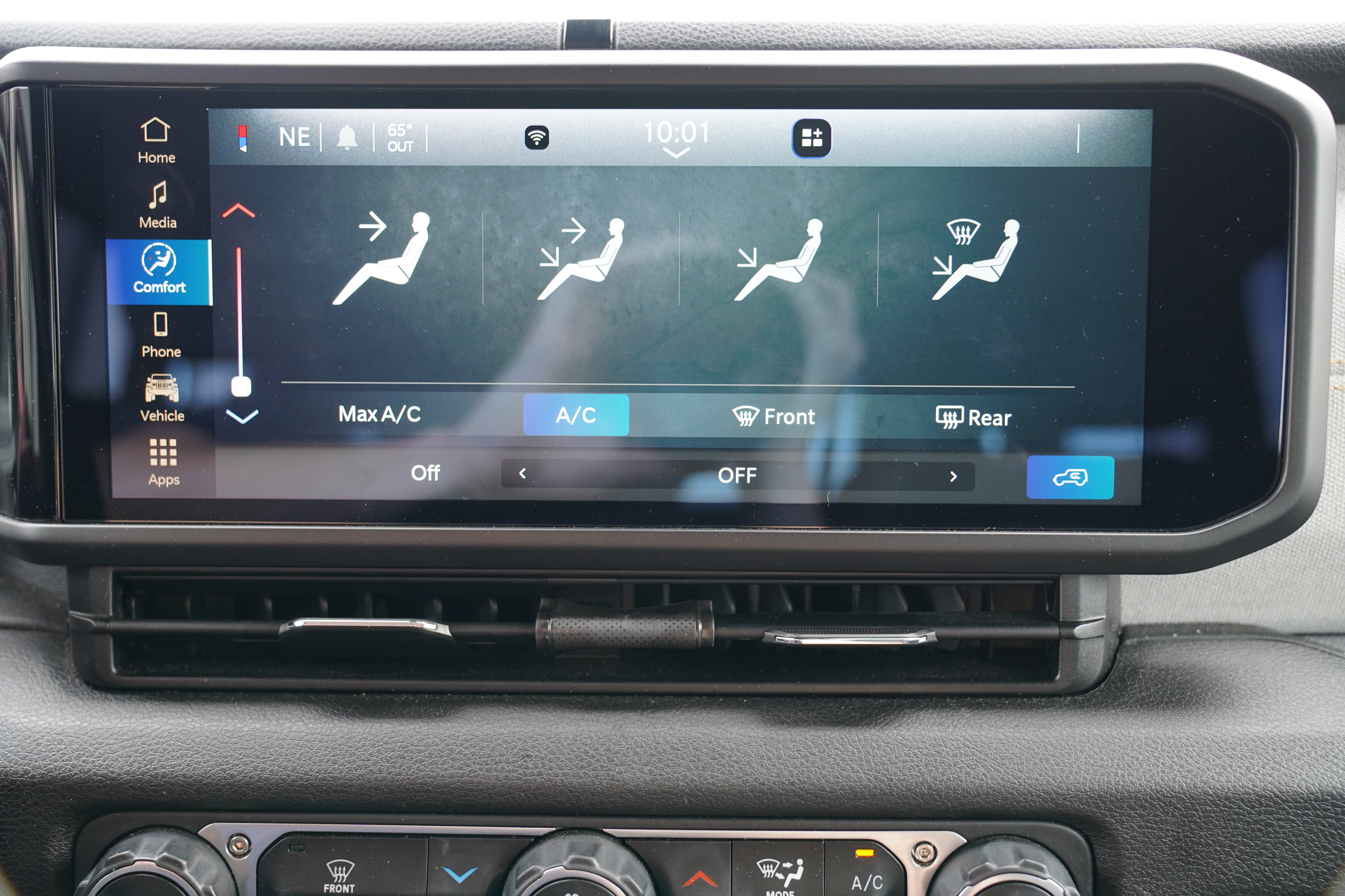 Used 2024 Jeep Wrangler Unlimited Sport AWD/4WD image 22