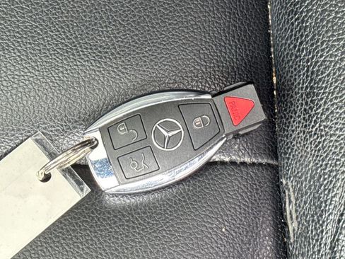 Used 2017 Mercedes-Benz GLA 250 image 22
