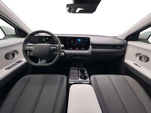 New 2026 Hyundai Ioniq 5 SEL RWD image 13