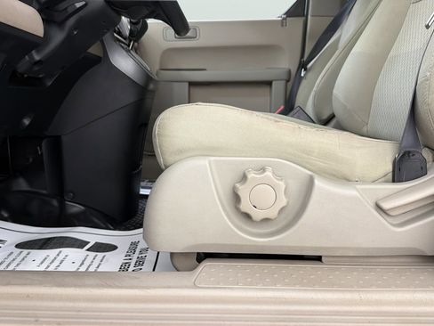 Used 2009 Honda Element LX image 30