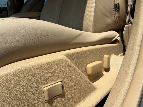 Used 2013 Cadillac CTS Luxury w/ Wood Trim Package RWD image 27