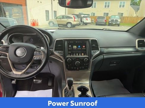 Used 2017 Jeep Grand Cherokee Limited AWD/4WD image 16