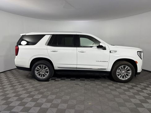 Used 2024 GMC Yukon SLT RWD image 9