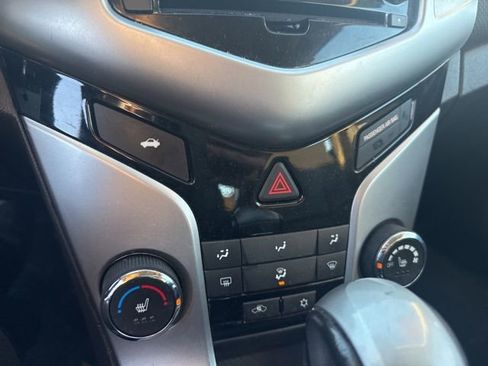 Used 2015 Chevrolet Cruze LT w/ Sun, Sound and Sport Package image 31