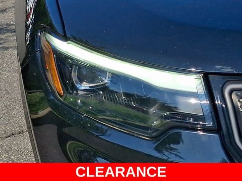 Used 2022 Jeep Compass High Altitude AWD/4WD image 9