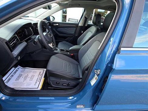 New 2026 Volkswagen Jetta SEL image 6