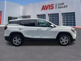 Used 2024 GMC Terrain SLE image 5