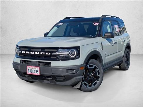 Used 2021 Ford Bronco Sport Outer Banks w/ Outer Banks Package image 1
