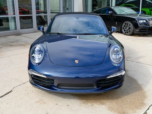 Used 2016 Porsche 911 Carrera S image 2