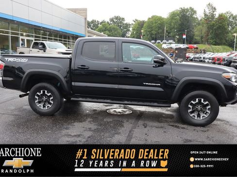 Used 2020 Toyota Tacoma TRD Off-Road AWD/4WD image 1