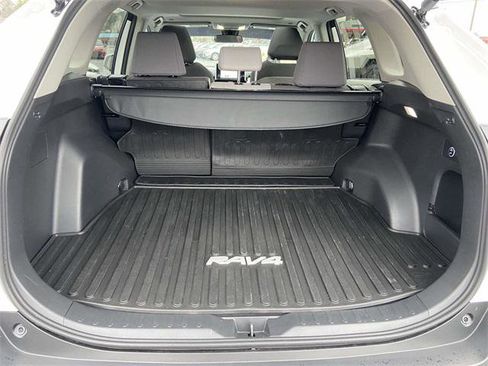 Certified 2024 Toyota RAV4 XLE w/ Convenience Package image 47