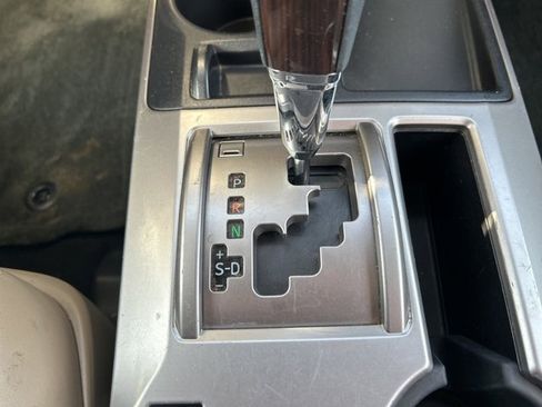 Used 2016 Toyota 4Runner Limited image 31