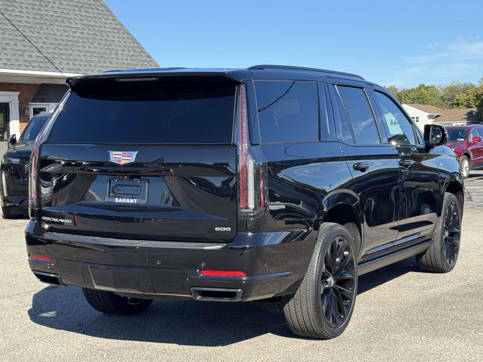 Used 2025 Cadillac Escalade Sport Platinum w/ LPO, ONYX Package AWD/4WD image 5