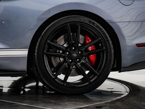 Used 2022 Ford Mustang Shelby GT500 w/ Technology Package image 60