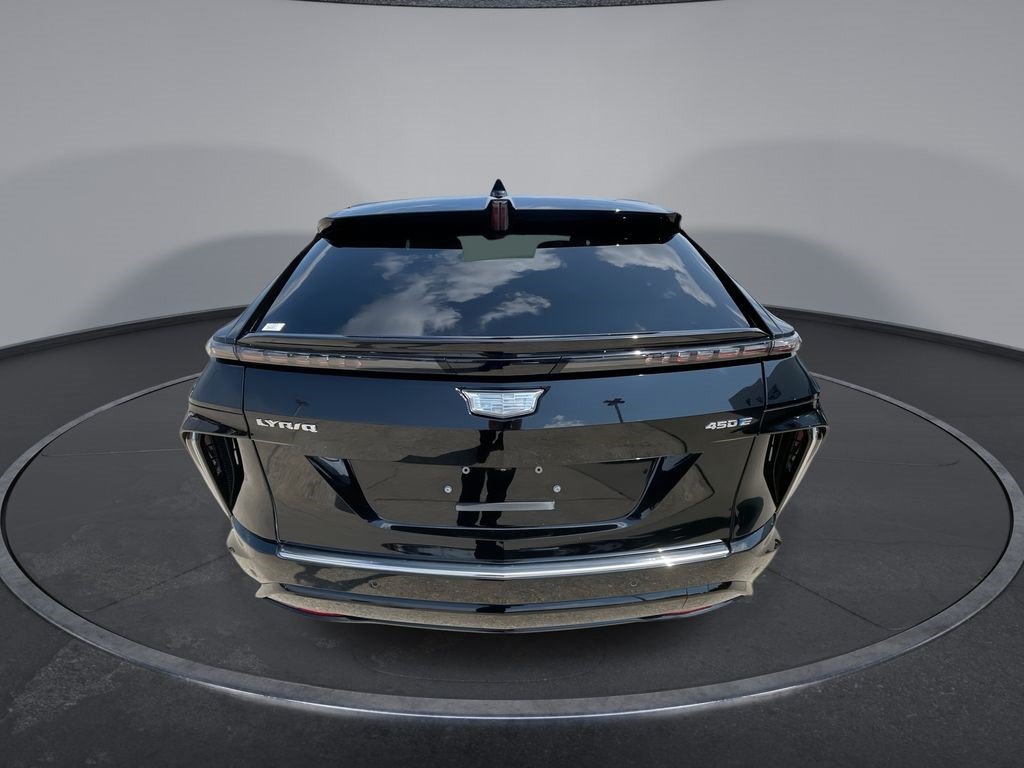 Certified 2024 Cadillac Lyriq Luxury RWD image 5