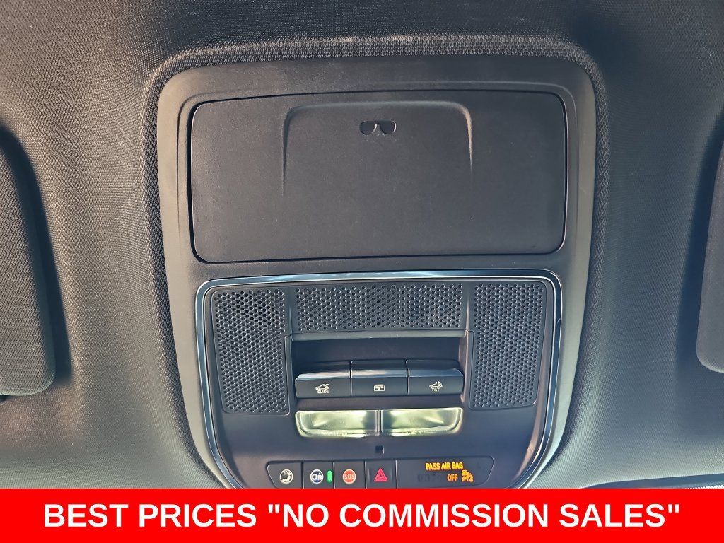 Used 2024 GMC Acadia Denali w/ Super Cruise Package FWD image 33