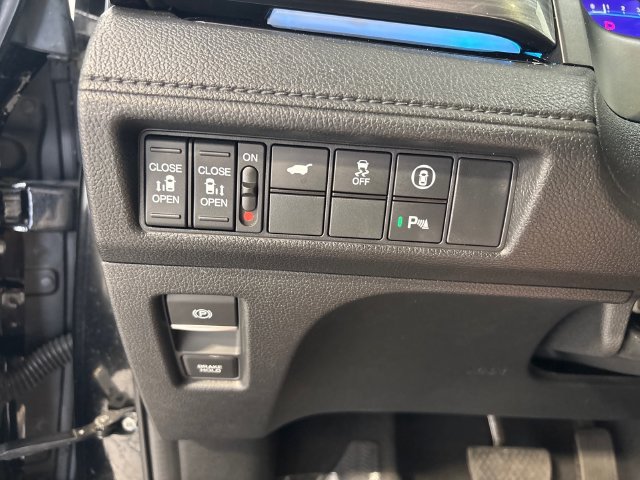 Used 2024 Honda Odyssey Elite image 15