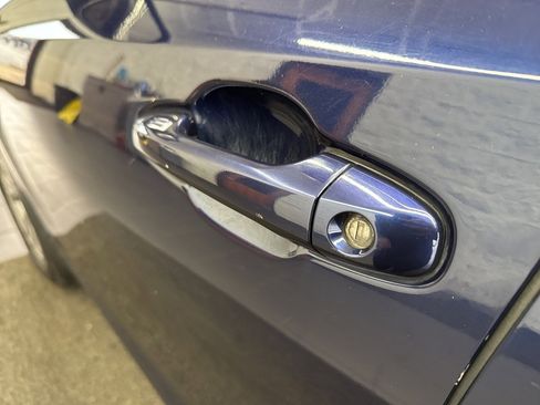 Used 2015 Toyota Highlander XLE image 13