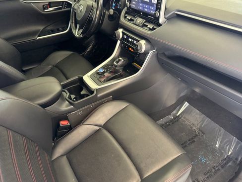 Used 2021 Toyota RAV4 XSE w/ Premium Package AWD/4WD image 18