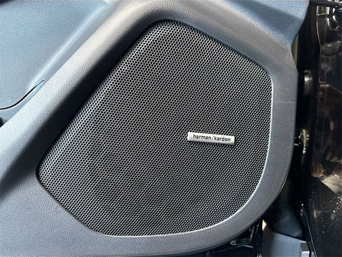 New 2026 Subaru Ascent Limited Bronze image 17