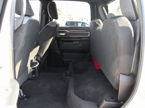 Used 2021 RAM 3500 Big Horn image 35