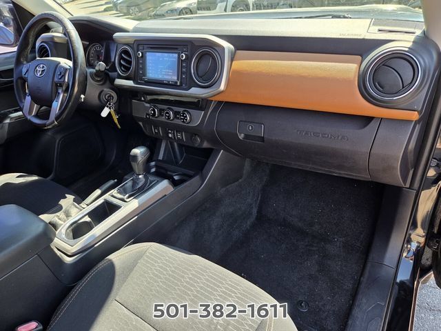Used 2018 Toyota Tacoma SR5 RWD image 22