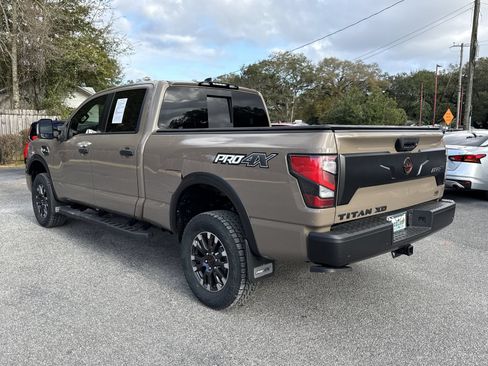 Used 2024 Nissan Titan PRO-4X AWD/4WD image 3