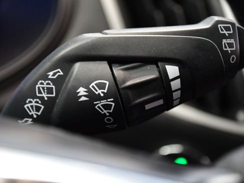 Used 2024 Ford Edge SEL image 25