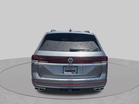 Used 2024 Volkswagen Atlas SEL Premium R-Line AWD/4WD image 6