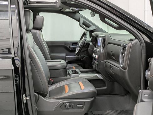 Used 2022 GMC Sierra 1500 AT4 w/ AT4 Preferred Package image 23