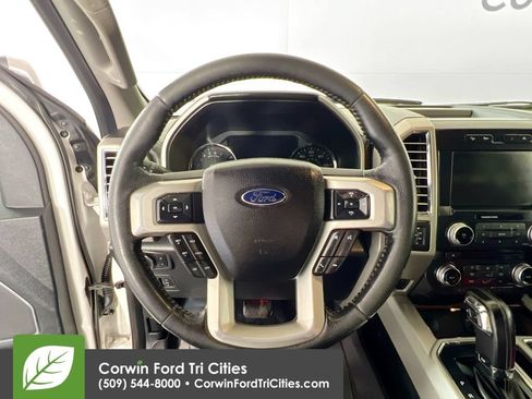 Used 2015 Ford F150 Lariat AWD/4WD image 8