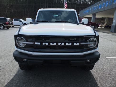 New 2026 Ford Bronco Outer Banks image 8