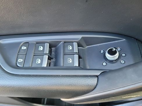 Used 2023 Audi Q5 2.0T Premium image 22