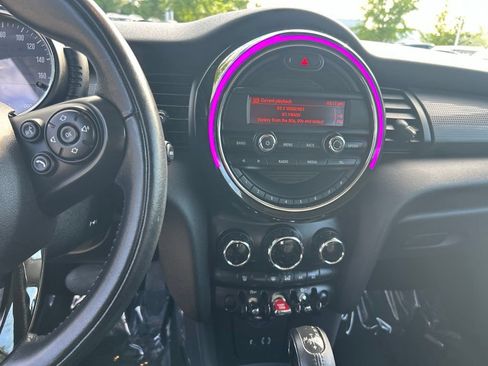 Used 2016 MINI Cooper 2-Door Hardtop FWD image 28