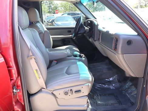 Used 2002 Chevrolet Tahoe LS w/ Traction Pkg RWD image 21
