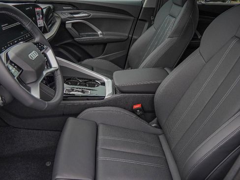 New 2025 Audi Q5 Premium Plus image 9