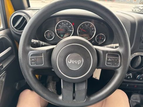 Used 2015 Jeep Wrangler Unlimited Sport AWD/4WD image 15